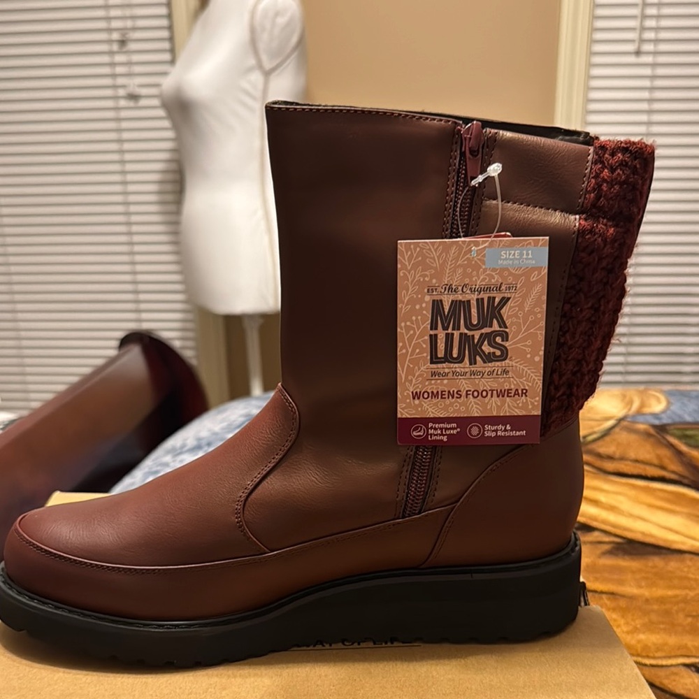 Muk Luks Women's Brown Boots